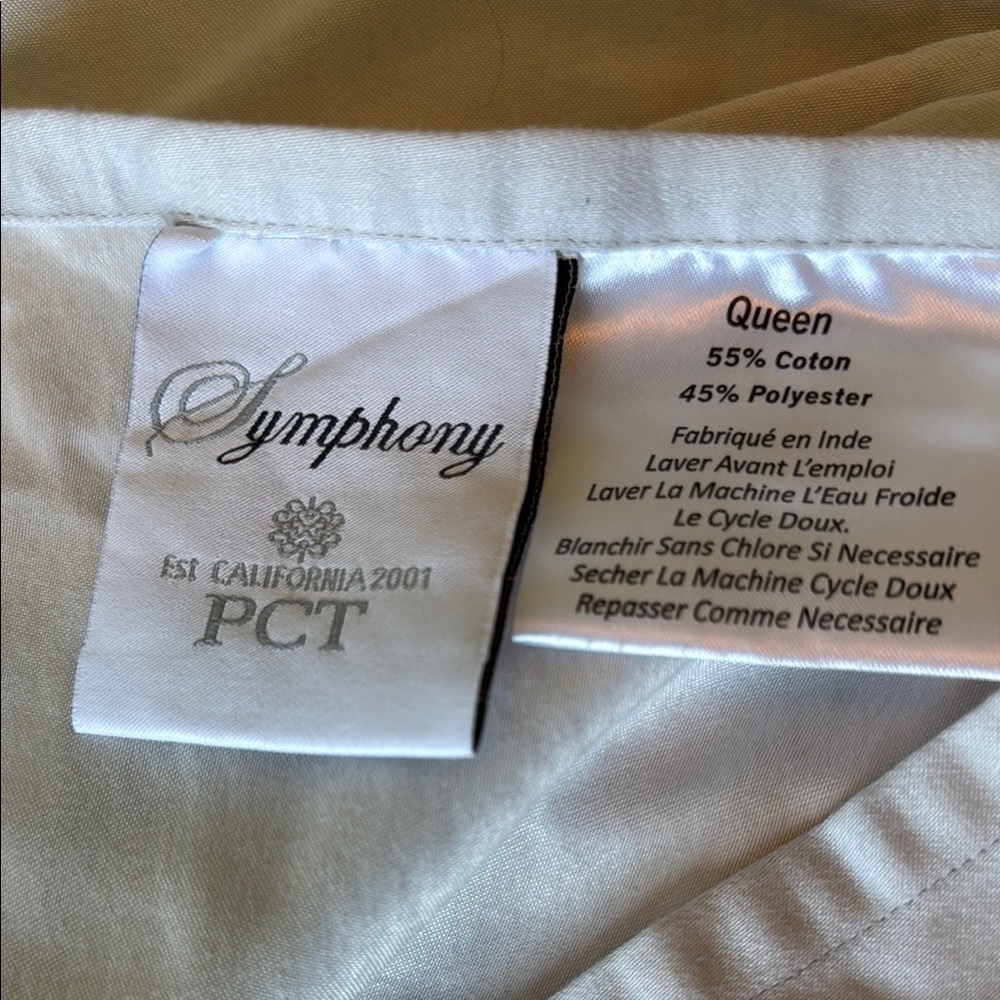 Symphony Elegant Light Silver Queen flat sheet